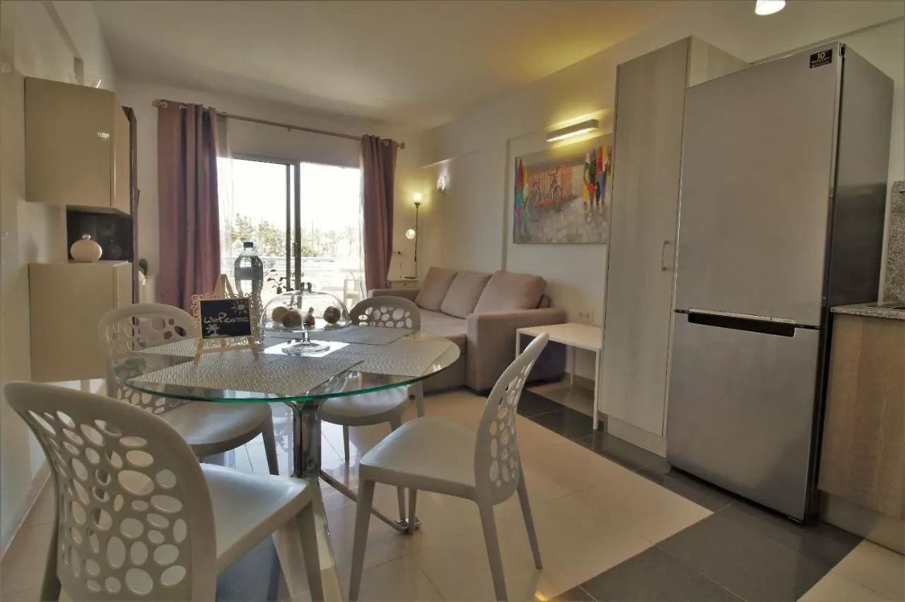 Agreable Appartement Au Bord De L\' Ocean, Playa Paraiso location